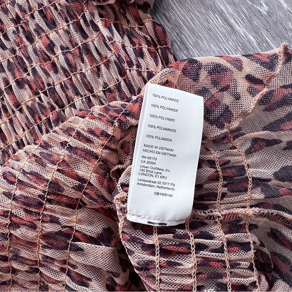 Free people hello there top leopard printed smocked - Picture 5 of 7
